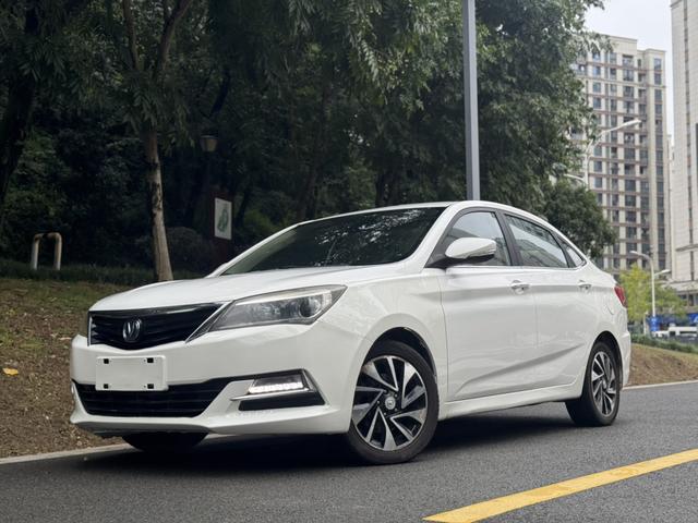 Changan Yuexiang V7