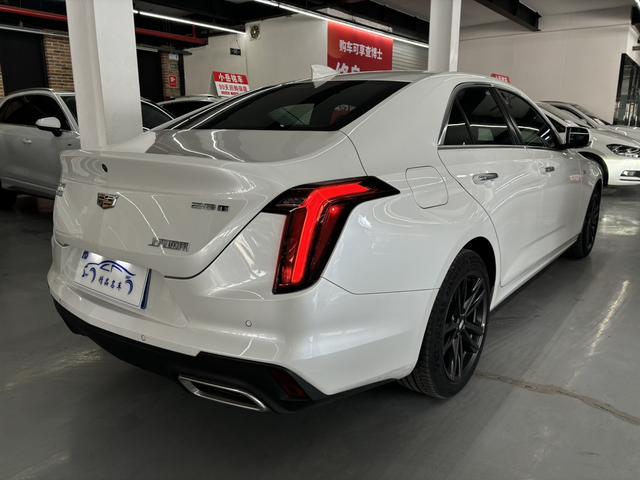 Cadillac CT4