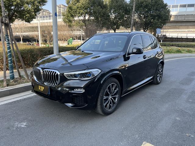 BMW X5 (imported)