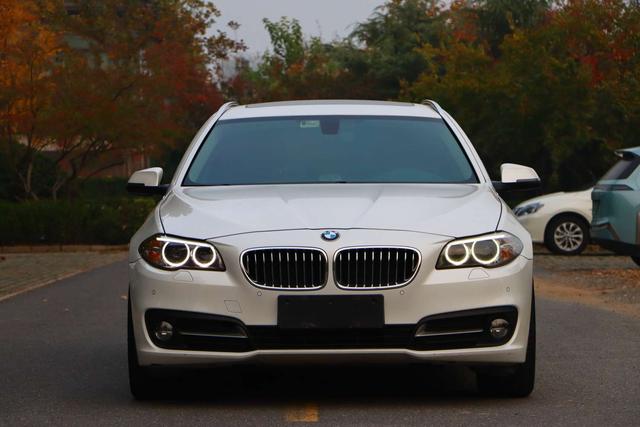 BMW 5 Series (imported)