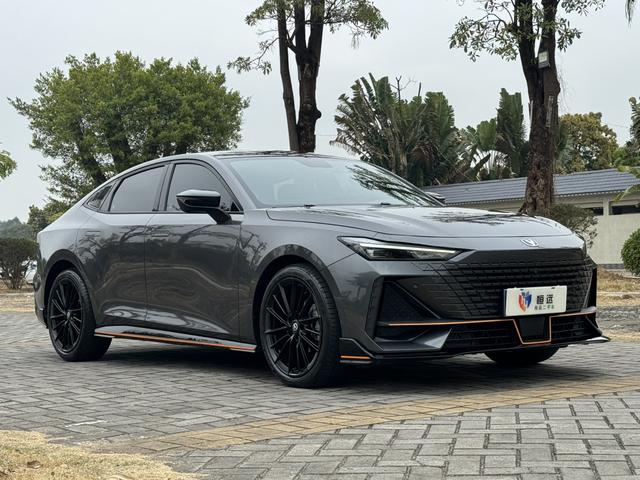 Changan UNI-V