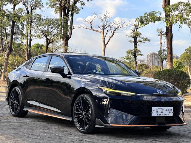 Changan UNI-V