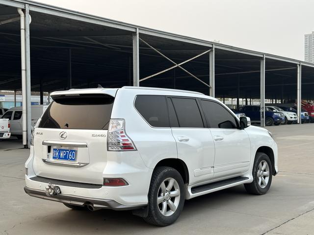 Lexus GX