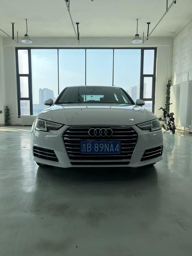 Audi A4L