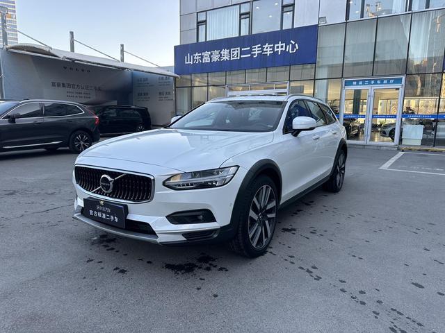 Volvo V90