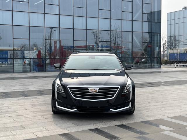 Cadillac CT6