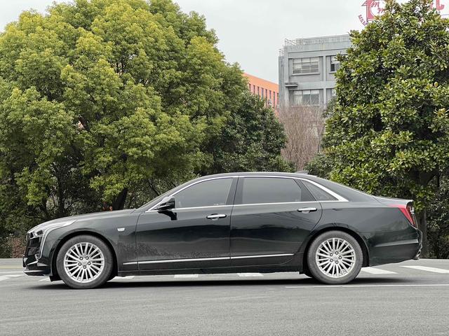 Cadillac CT6