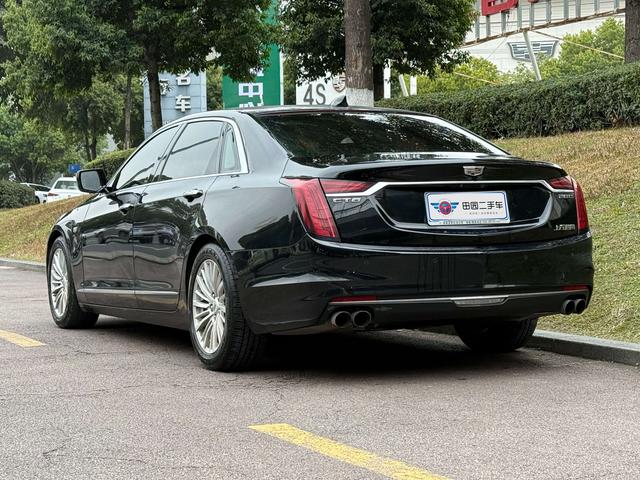 Cadillac CT6