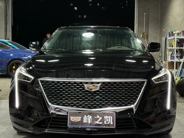 Cadillac CT6