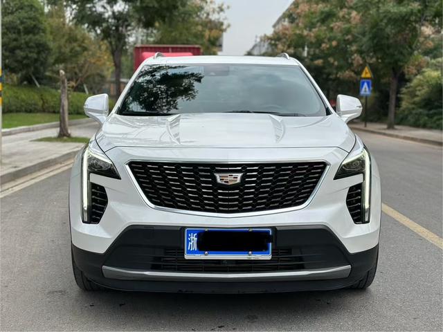 Cadillac XT4