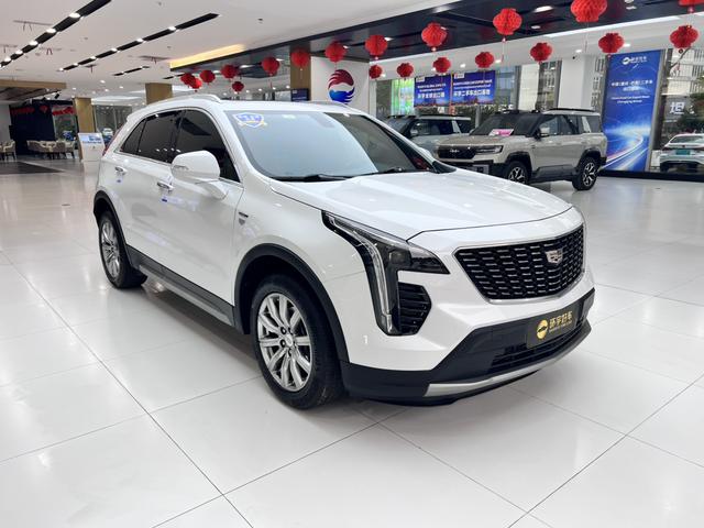 Cadillac XT4