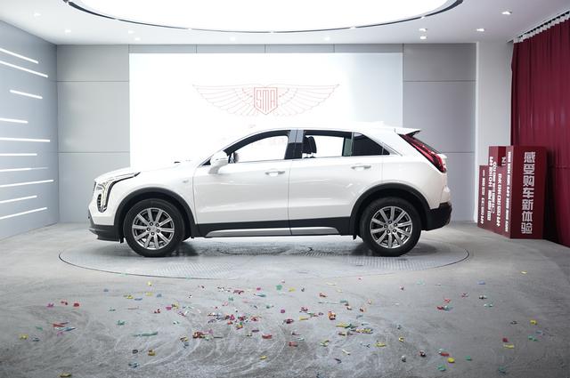 Cadillac XT4