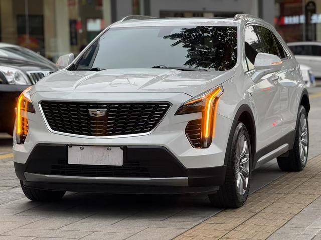 Cadillac XT4