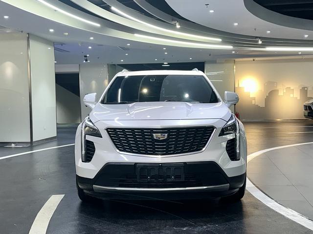 Cadillac XT4