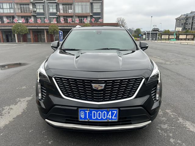 Cadillac XT4