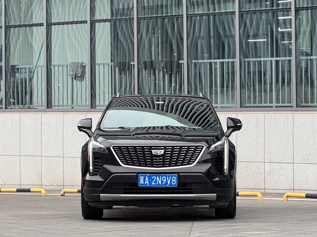 Cadillac XT4