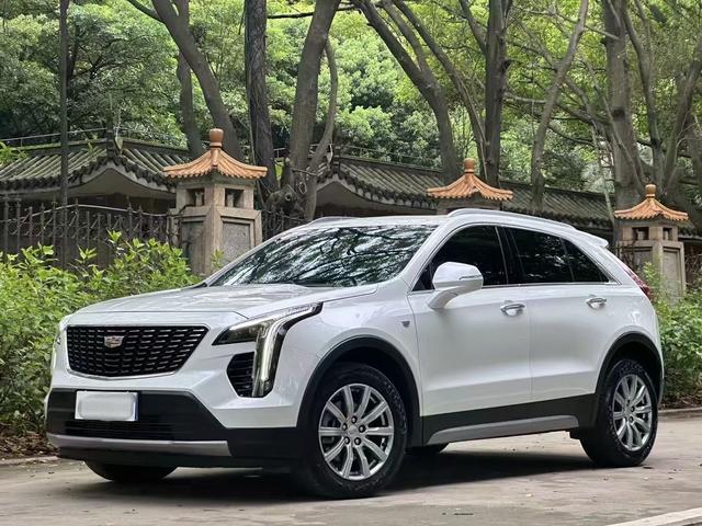 Cadillac XT4