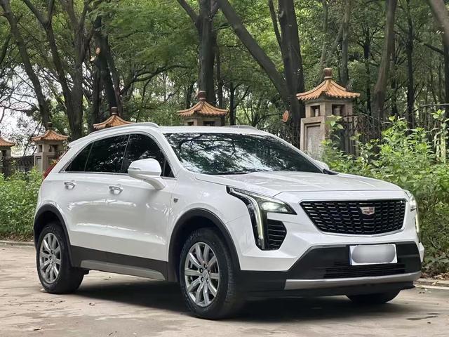 Cadillac XT4