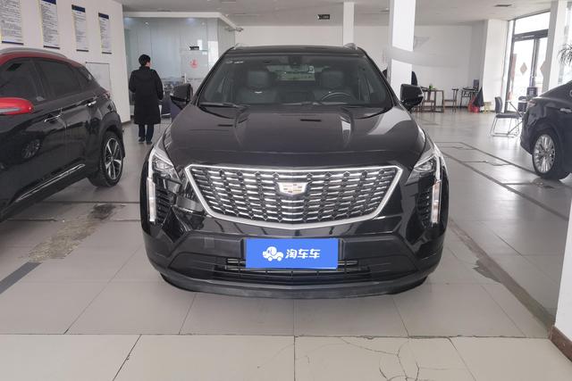 Cadillac XT4