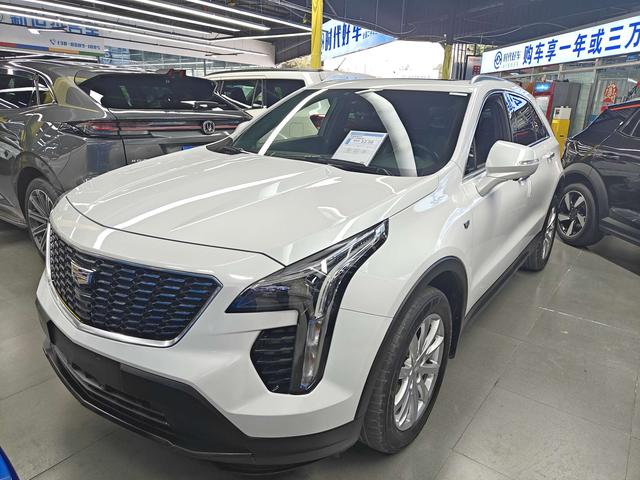 Cadillac XT4