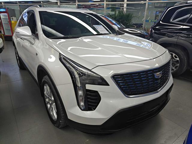 Cadillac XT4