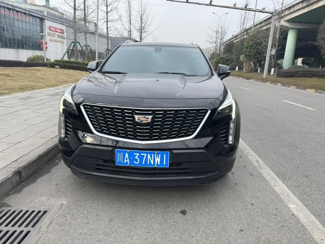 Cadillac XT4