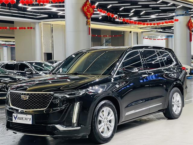 Cadillac XT6