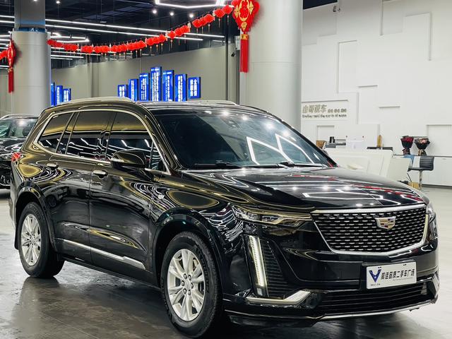 Cadillac XT6