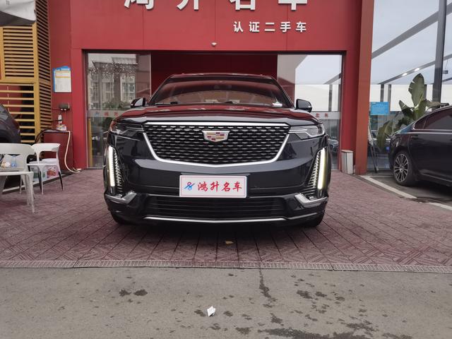 Cadillac XT6