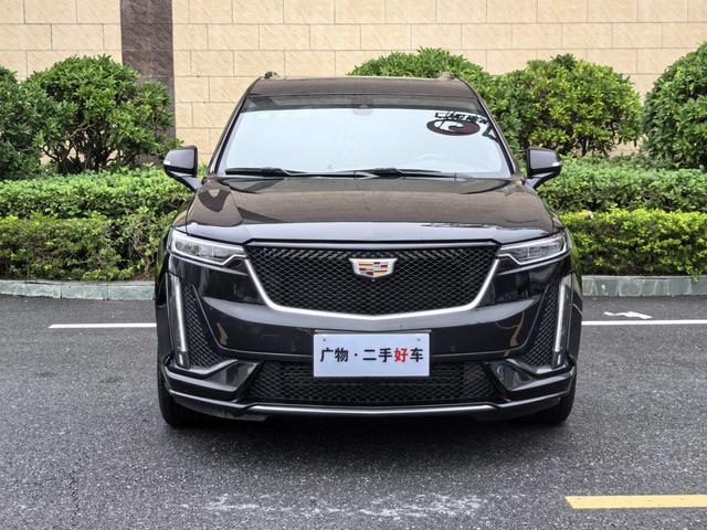 Cadillac XT6