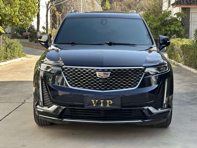 Cadillac XT6