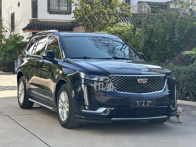 Cadillac XT6