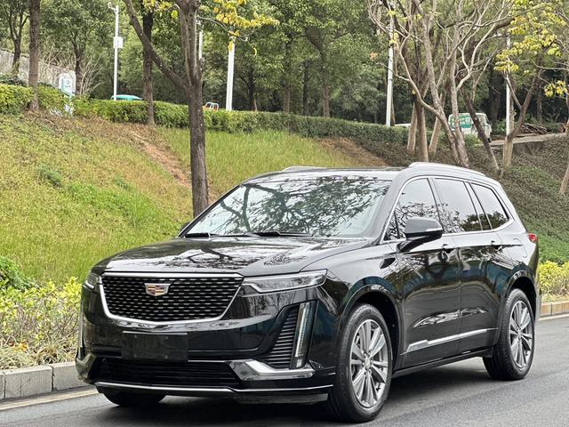 Cadillac XT6