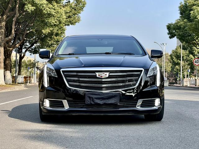 Cadillac XTS