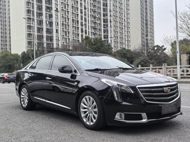 Cadillac XTS