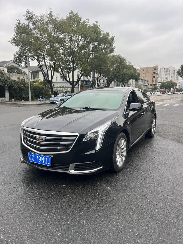 Cadillac XTS