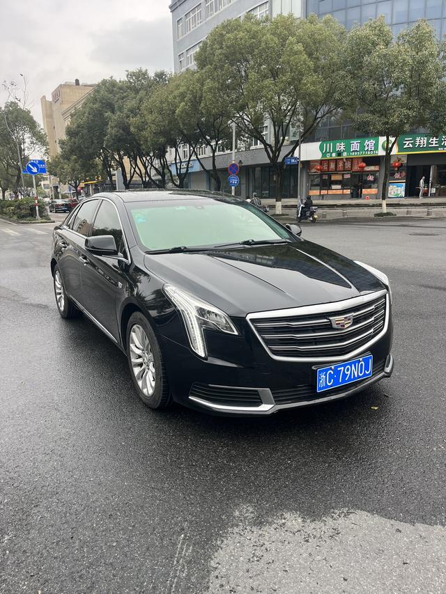 Cadillac XTS