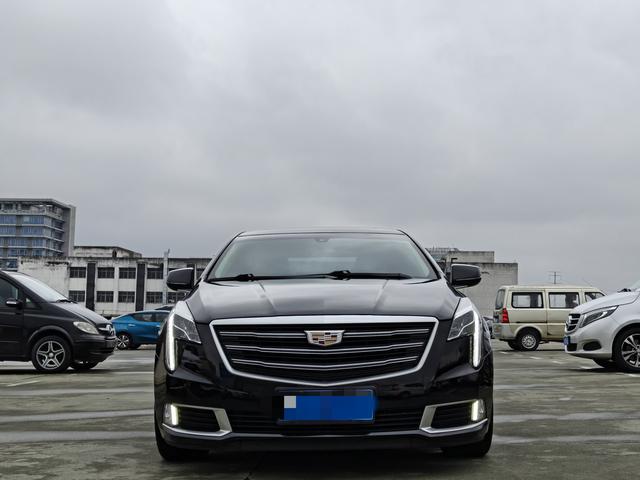 Cadillac XTS