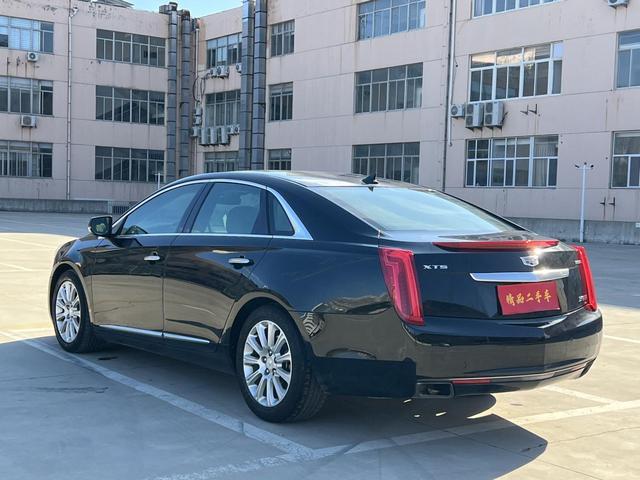 Cadillac XTS