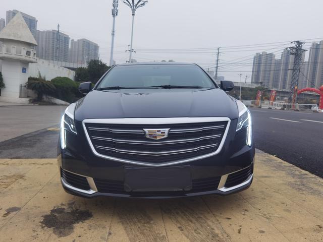 Cadillac XTS