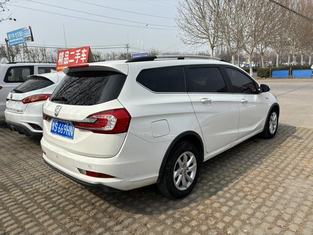 Baojun 310W