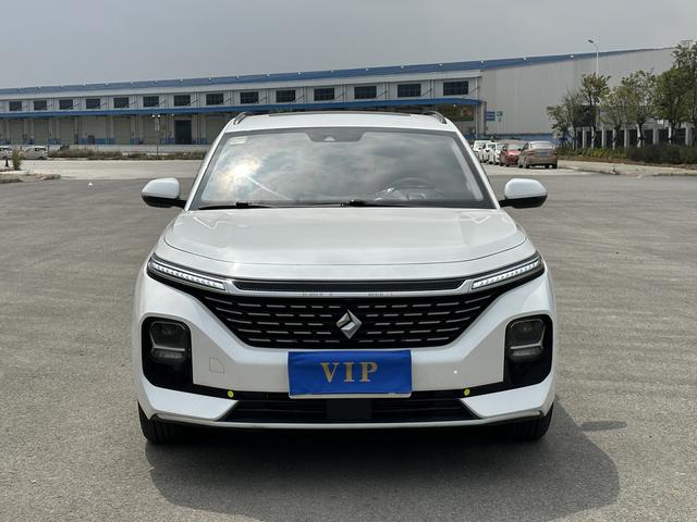 Baojun RC-5