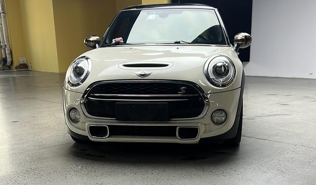 MINI MINI