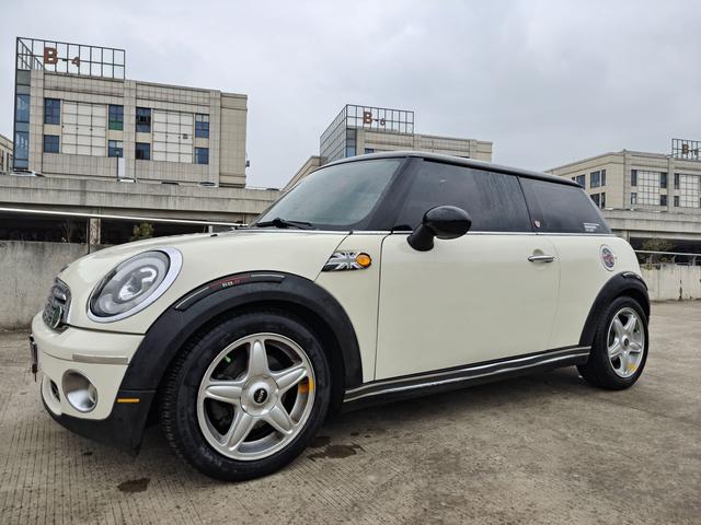 MINI MINI