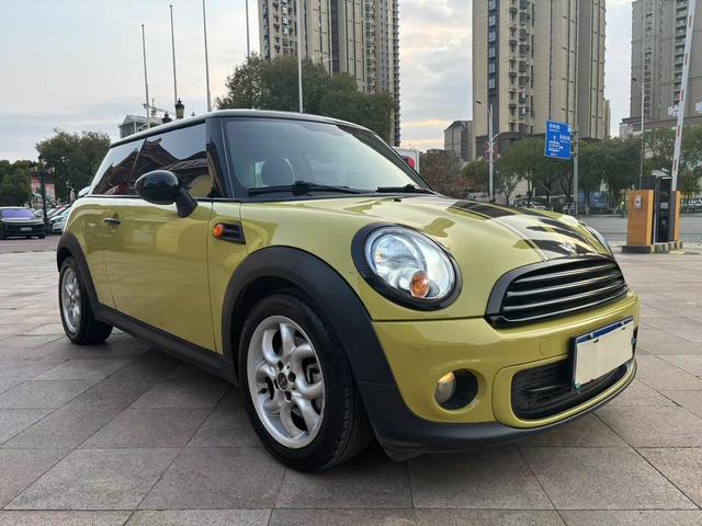 MINI MINI