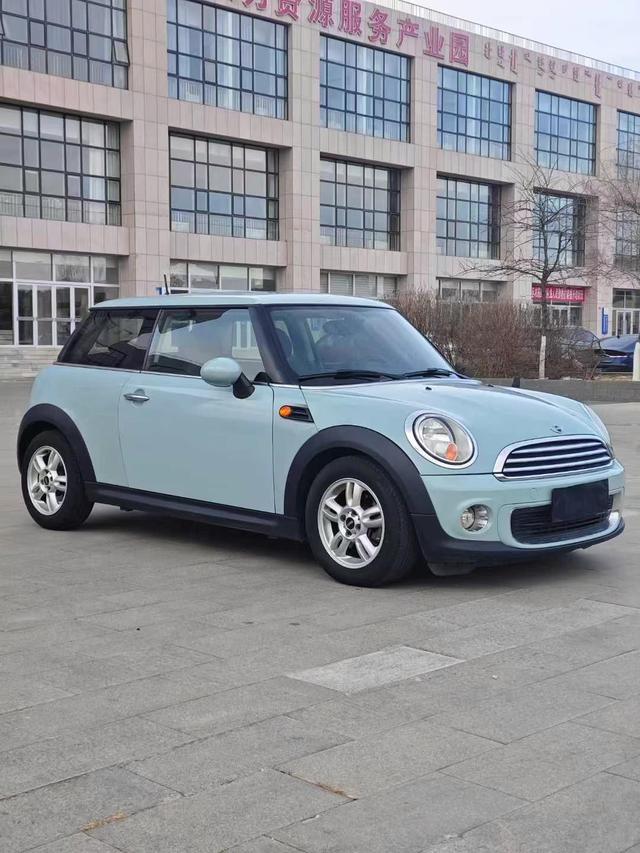 MINI MINI