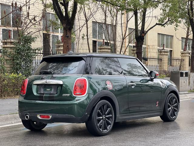 MINI MINI