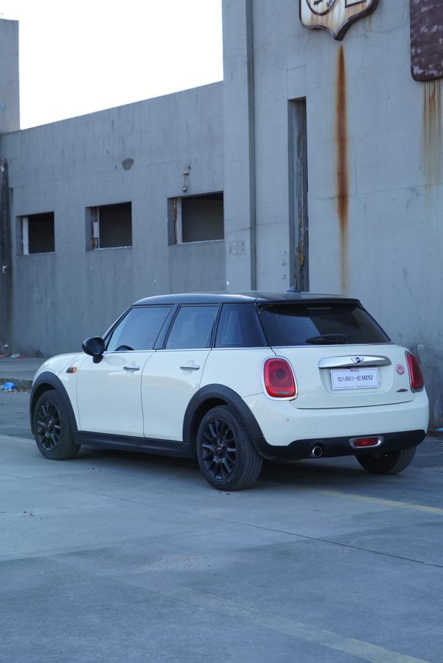 MINI MINI