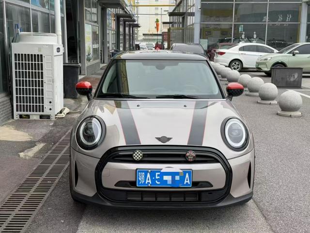 MINI MINI