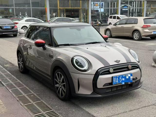 MINI MINI